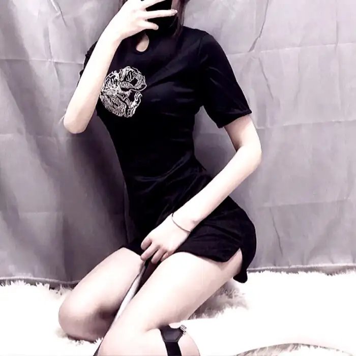 坡道上的红屋顶